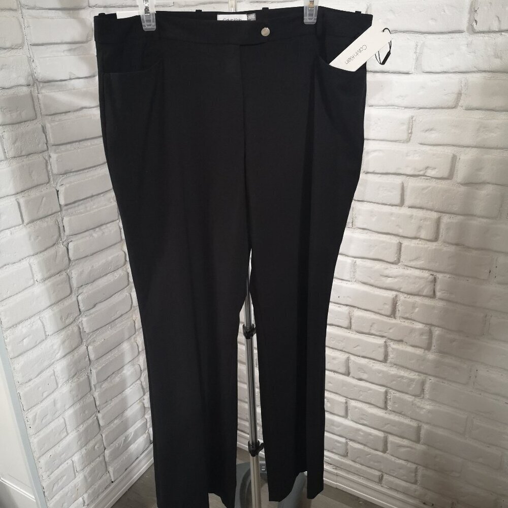 NWT Calvin Klein Ladies Size 14 Black Modern Fit Tapered Leg Suit Pants